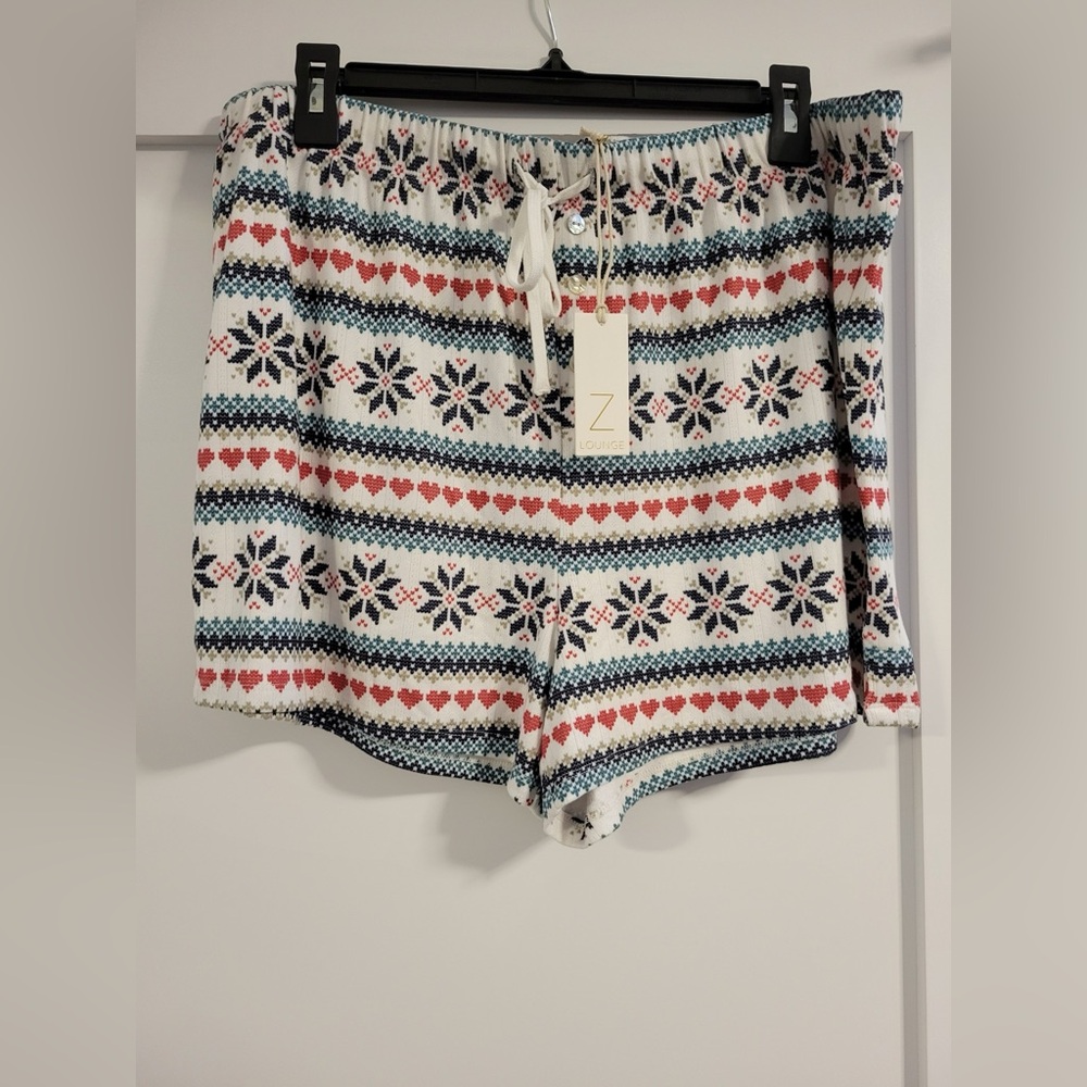 NWT Z Supply white pajama shorts w/ winter sweater inspired pattern